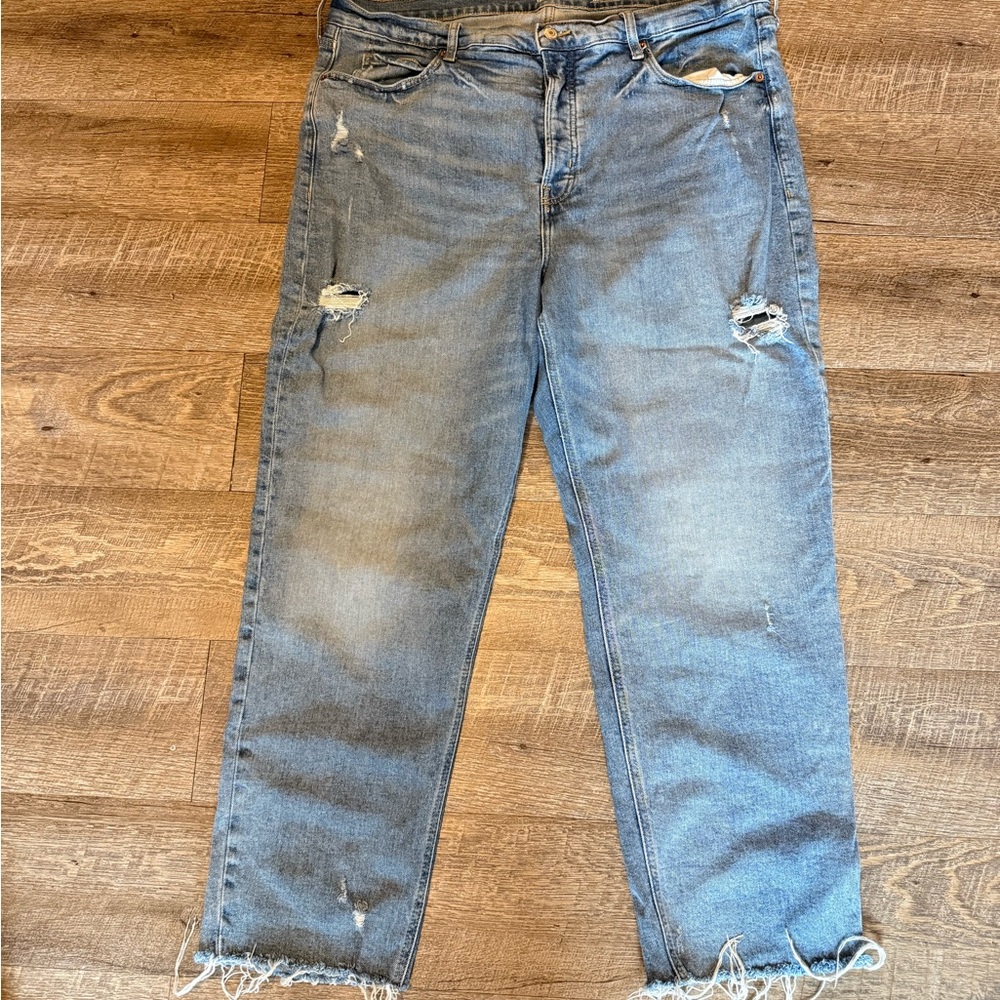 Woman's  Distressed Blue Jeans